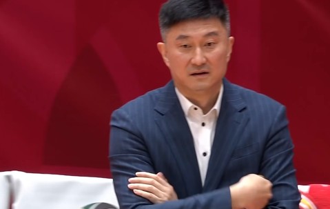 随着广东神奇逆转，CBA又乱了！北京广东重回四强，广州悬了