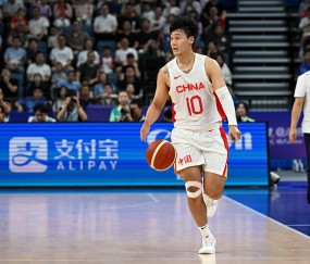 赵睿担任最新一期的中国男篮集结队长